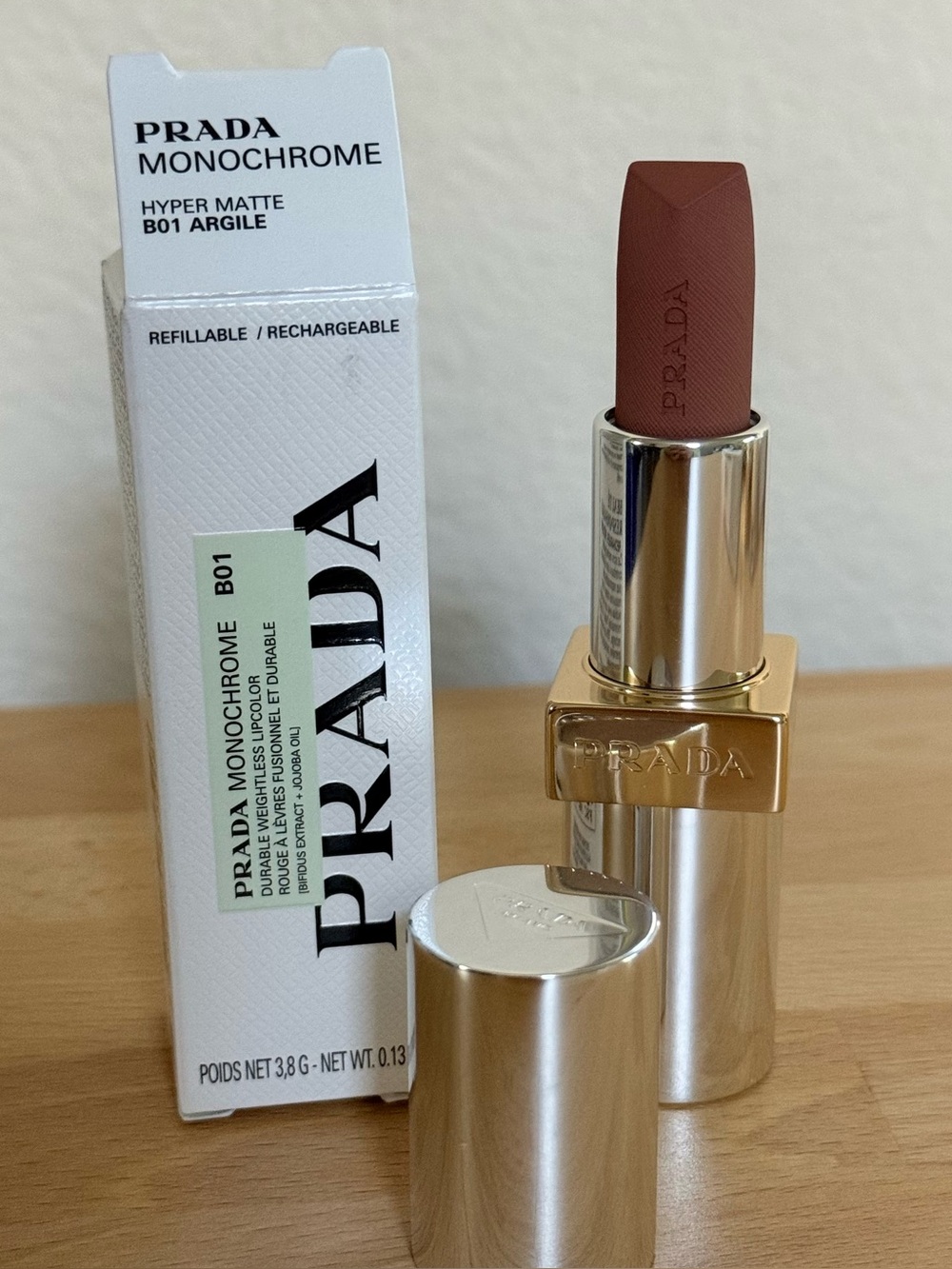 Prada Monochrome Hyper Matte Lipstick B01 Argile - New in box - Picture 2 of 8